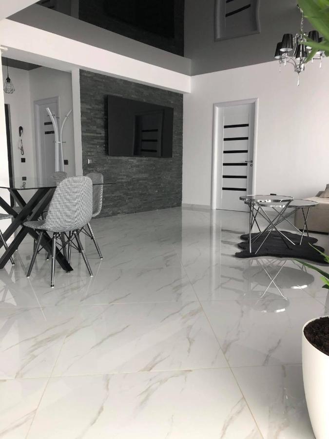 Mamaia Beach Luxury Apartment Экстерьер фото