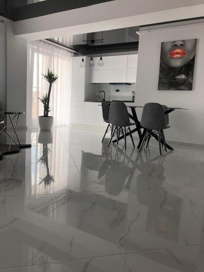 Mamaia Beach Luxury Apartment Экстерьер фото